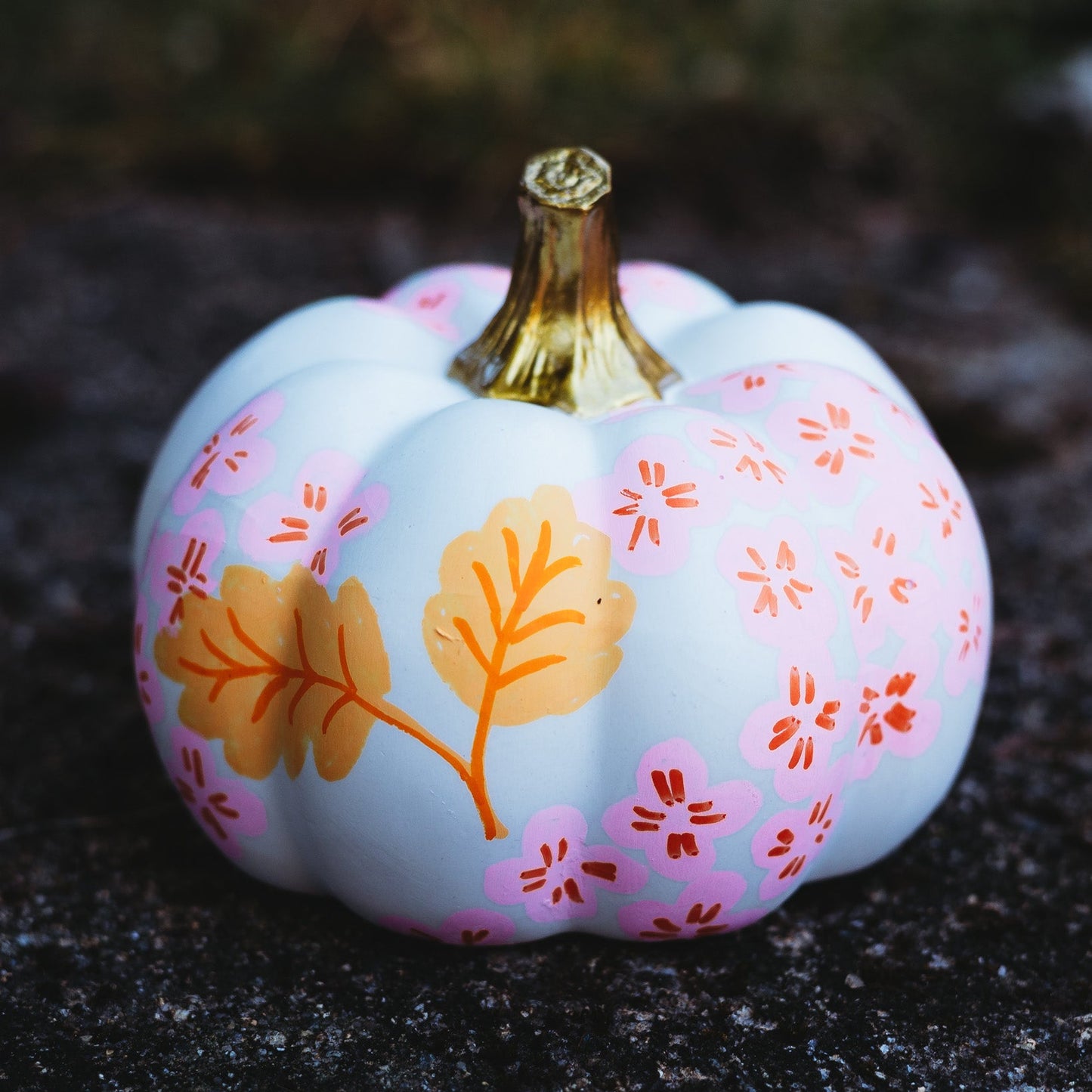 Pink Hydrangea Medium Pumpkin