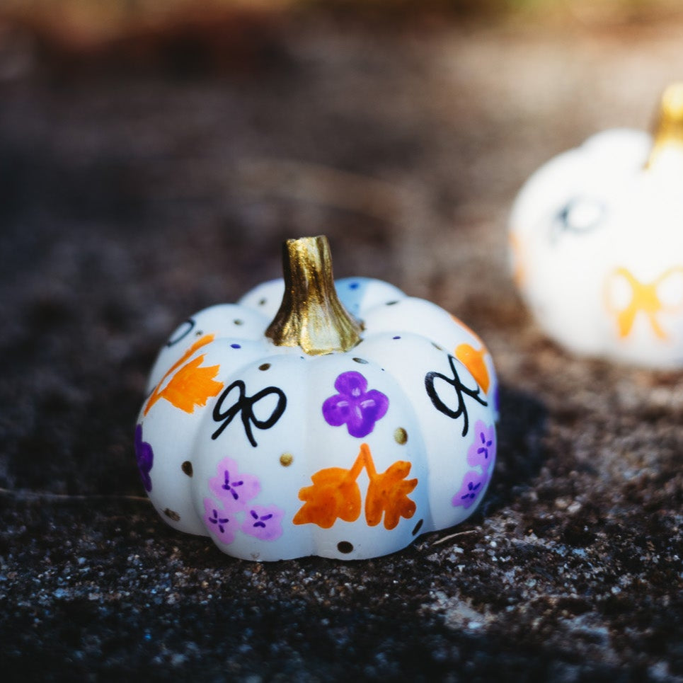 Boo Bow Mini Pumpkin