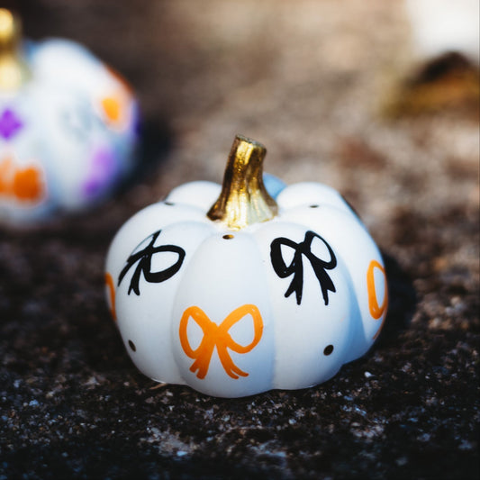 Boo Bow Mini Pumpkin