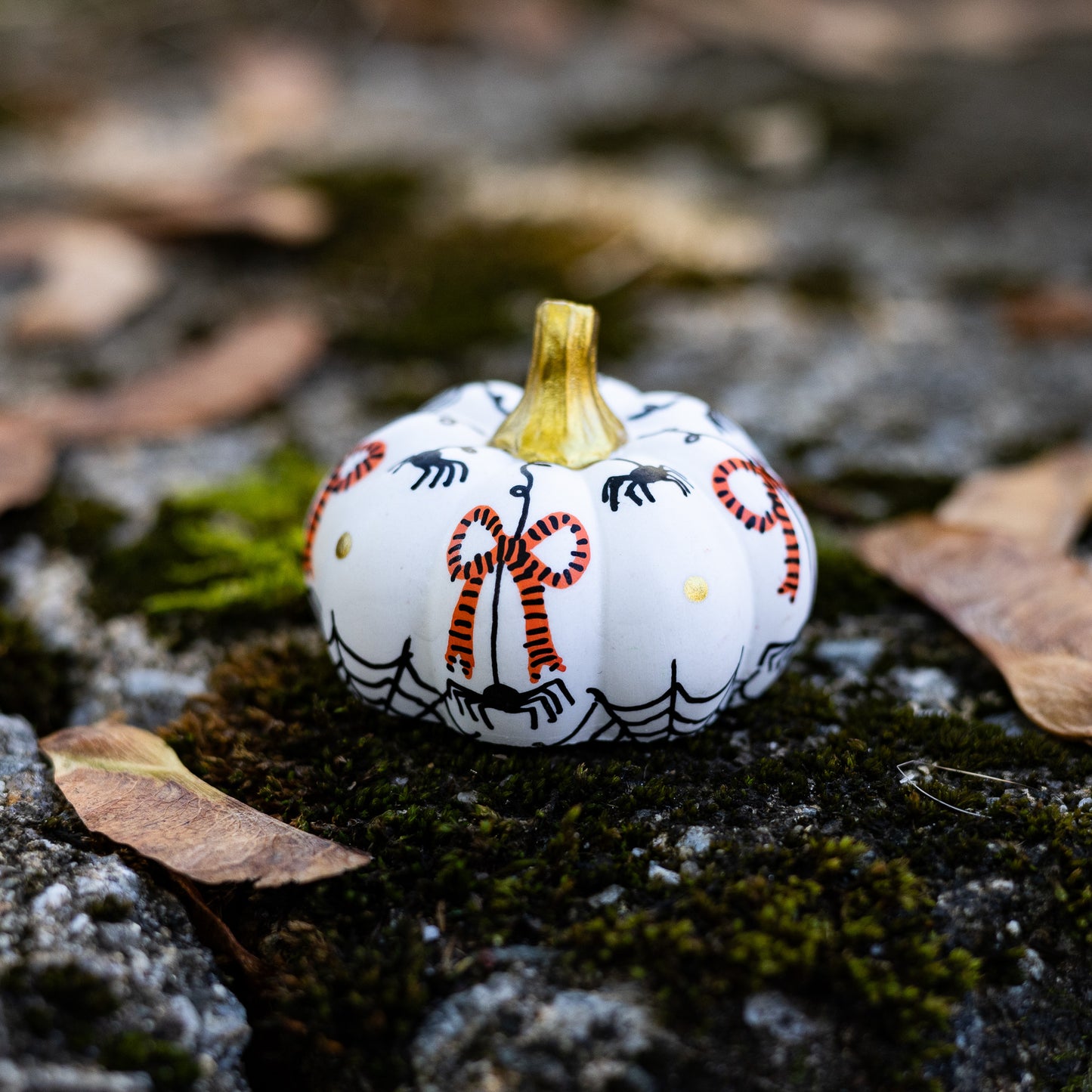 Spooky Bow Mini Pumpkin