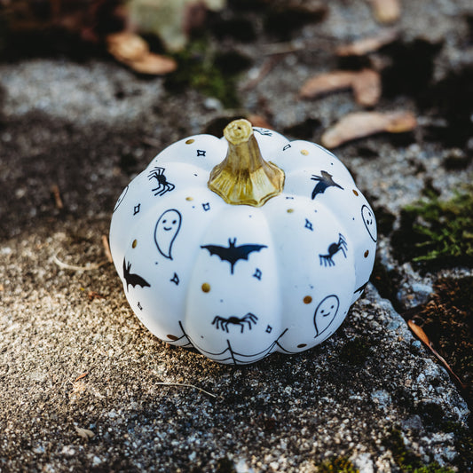 Spooky Medium Pumpkin